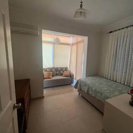 Denize 75m Full Deniz Manzarli Hotel