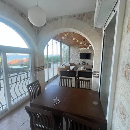 Denize 75m Full Deniz Manzarli * Kas